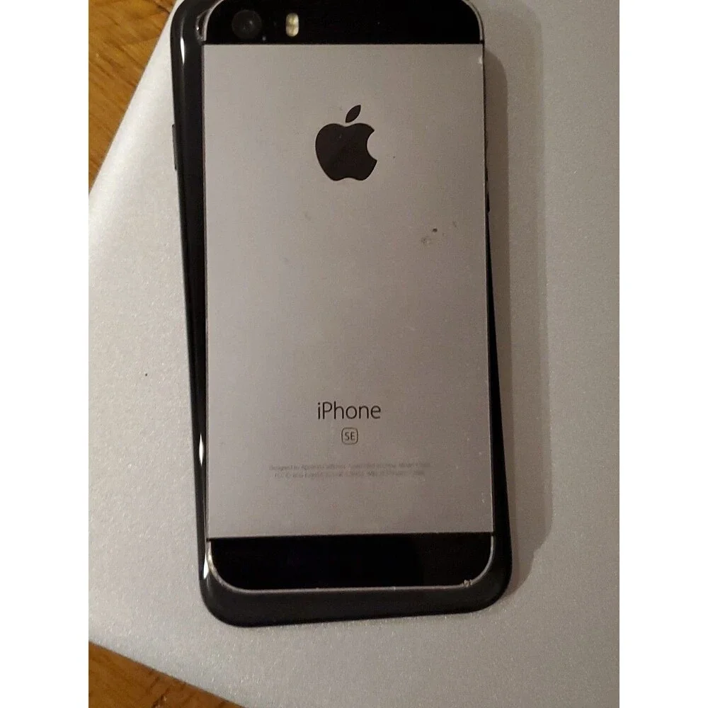 Apple lot iphones